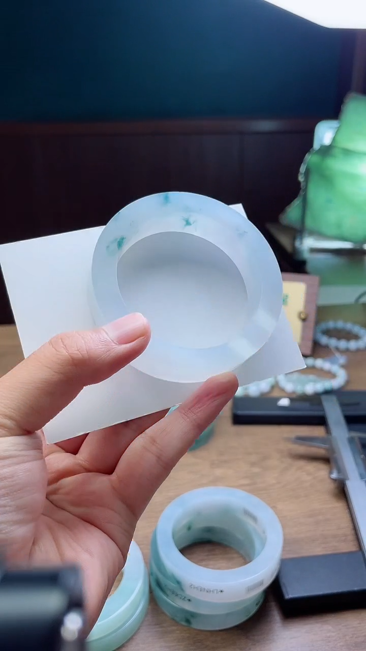 定制翡翠手镯未镶嵌～****～定制