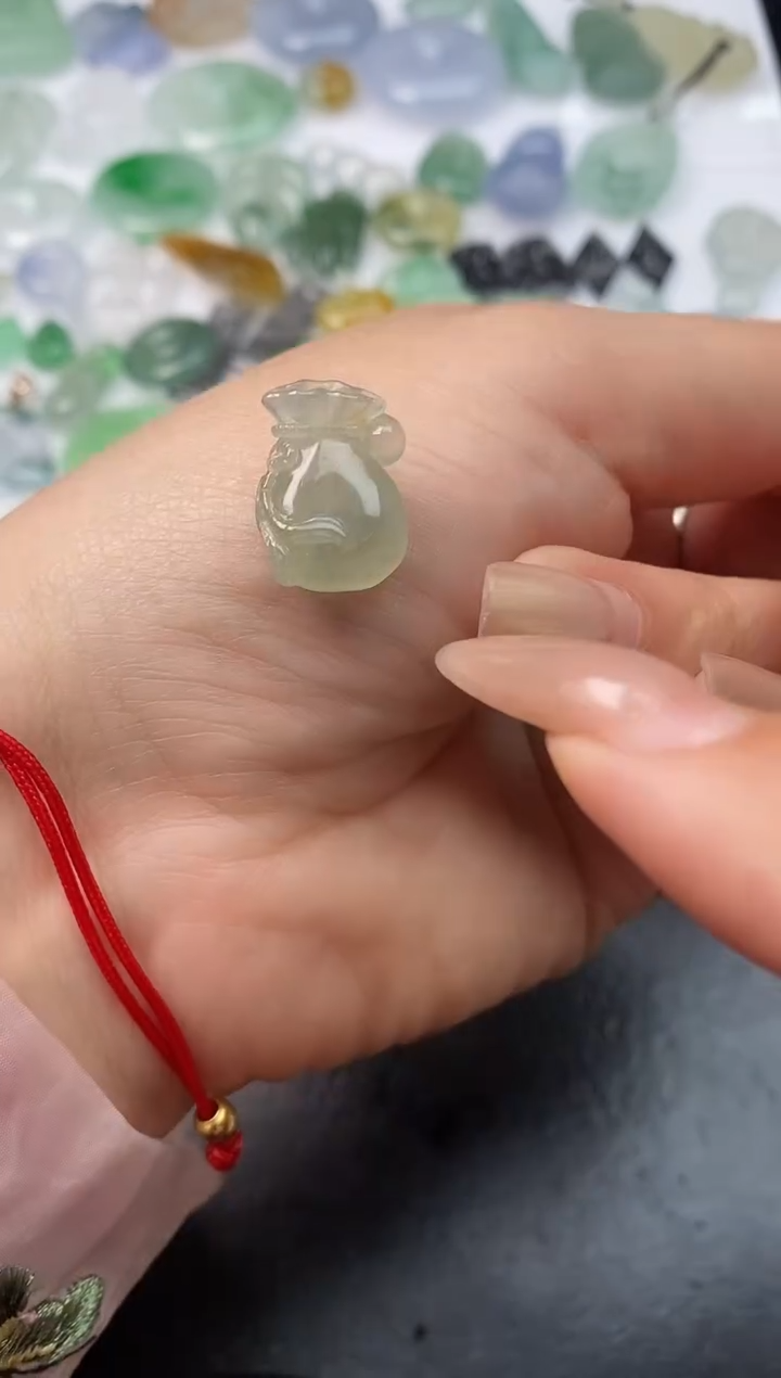 定制翡翠未镶嵌翡翠毛货~