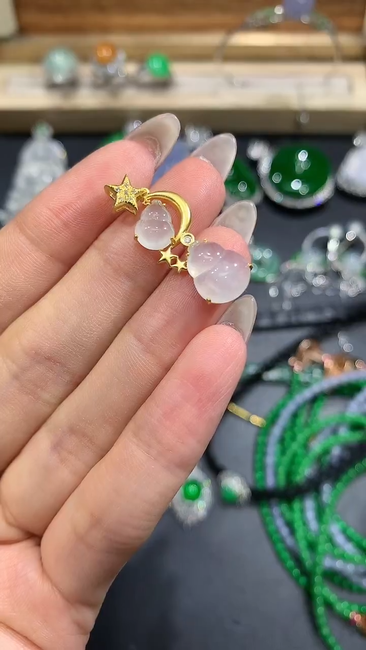 【闪购商品】翡翠吊坠(不含链)18K金镶嵌2团购