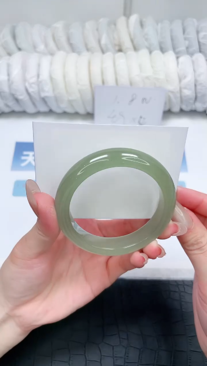 【闪购商品】石英质玉未镶嵌手镯N201-56.2