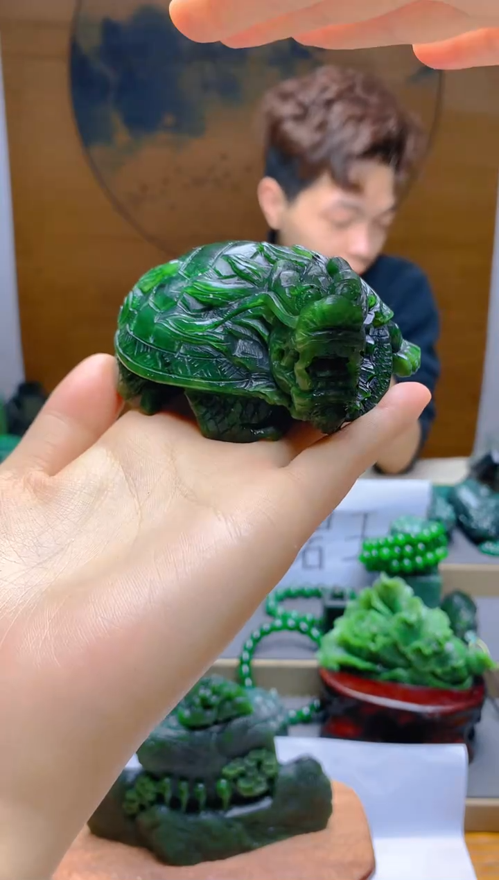 【闪购商品】和田玉（碧玉）未镶嵌摆件1