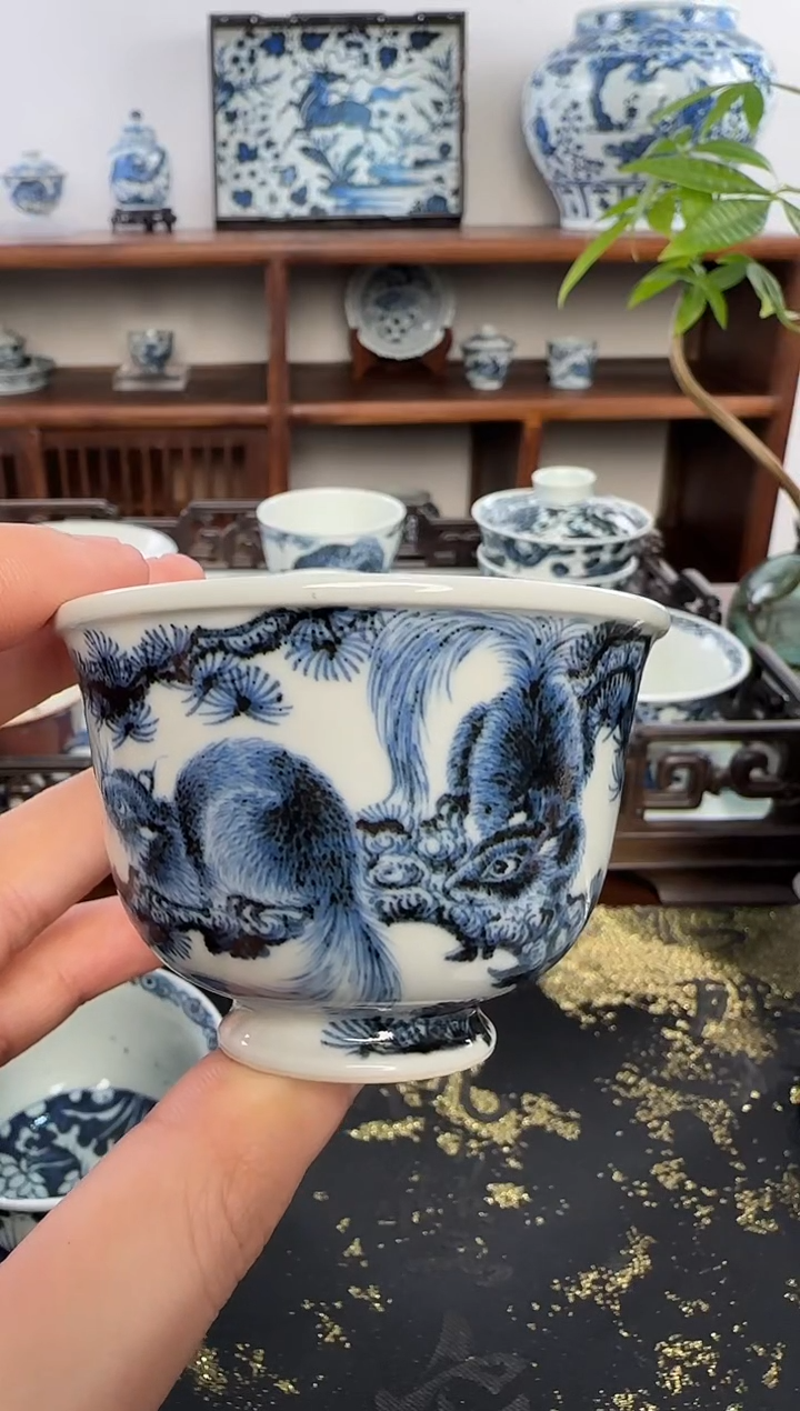 【闪购商品】摆件含真新意松鼠主人杯