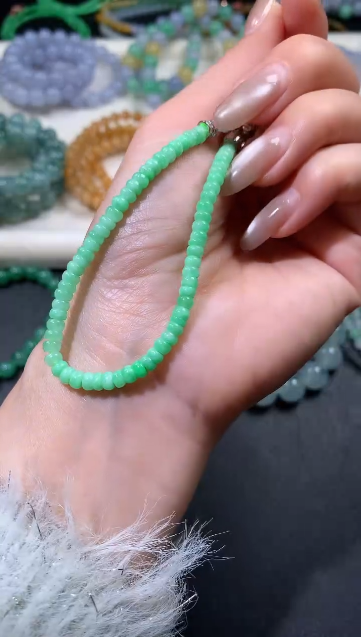 未镶嵌手串翡翠翡翠