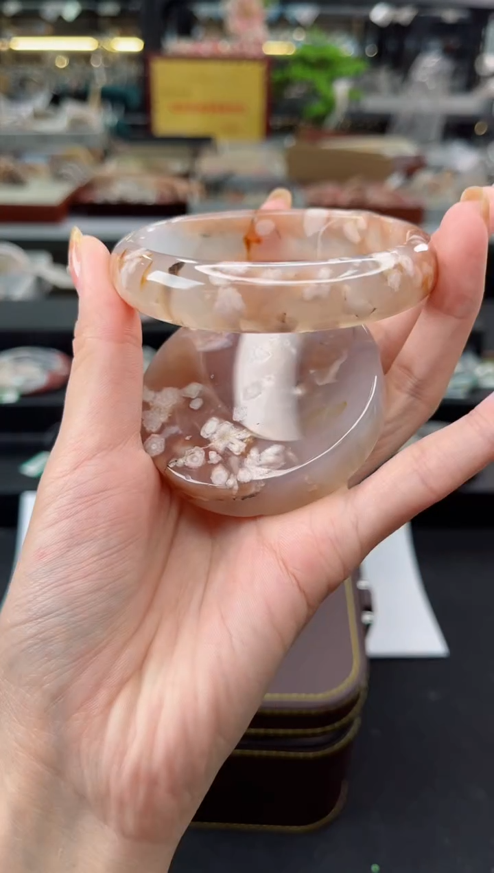 【闪购商品】石英质玉手镯未镶嵌63圈口（赠品镯心）6422276