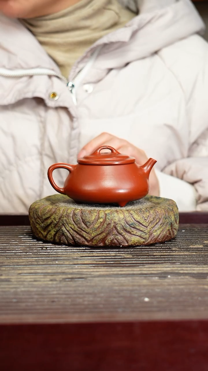 宜兴原矿紫砂壶茶壶宜兴原矿紫砂壶茶壶120C