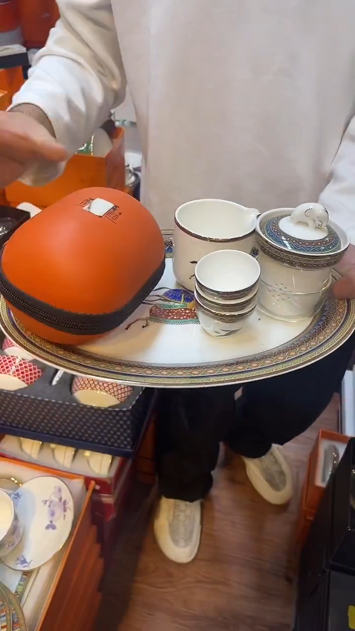 杯鸿辉家品牌瓷器，京东包邮！