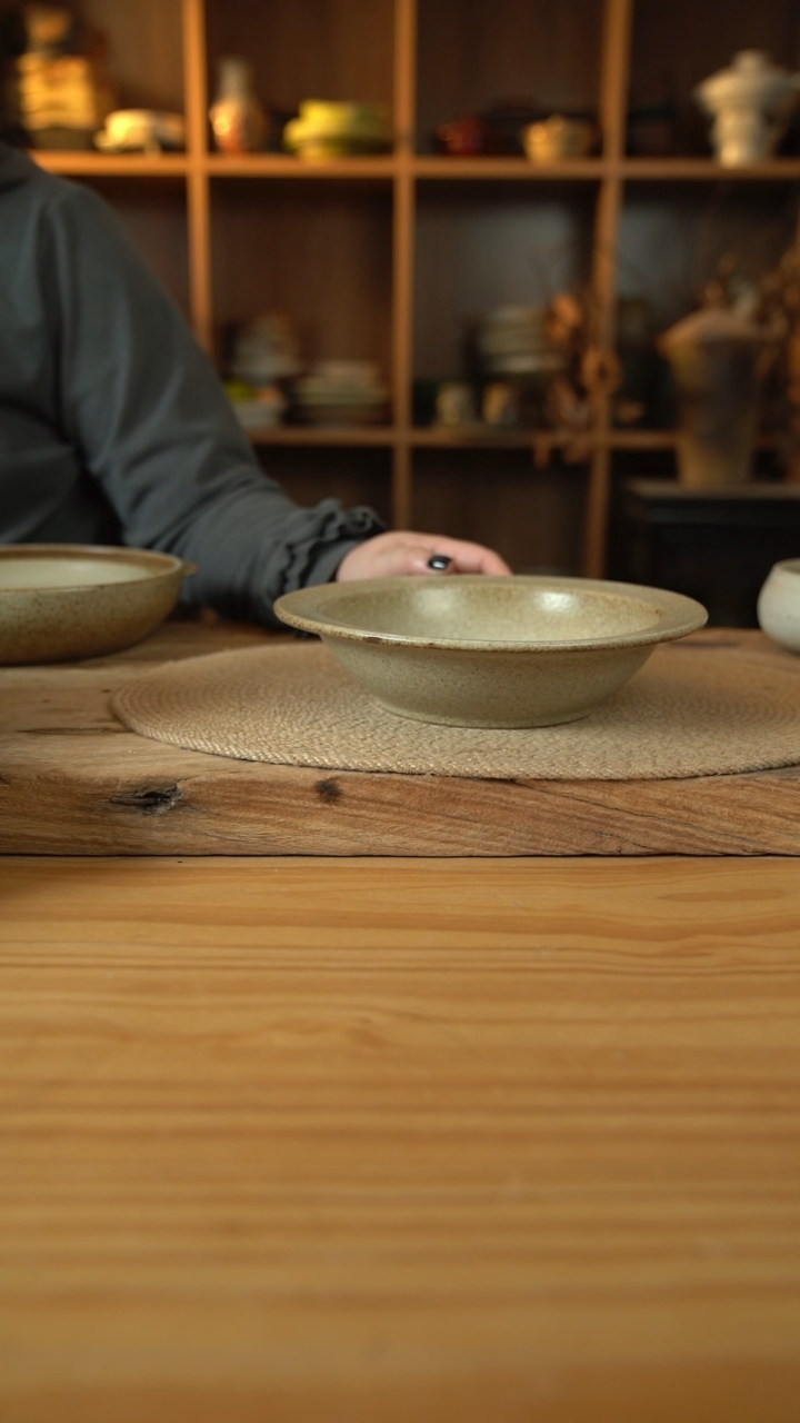 奶奶系列的9英寸宽边盘1个