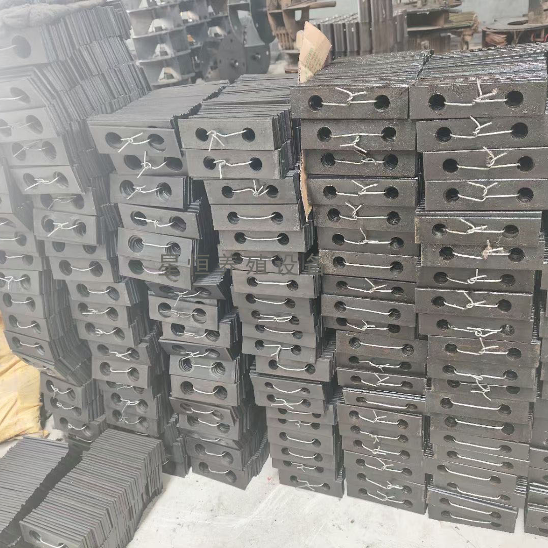 饲料粉碎机锤片刀片饲料机配件风盘甩片打片高锰碳钢筛片加厚筛网