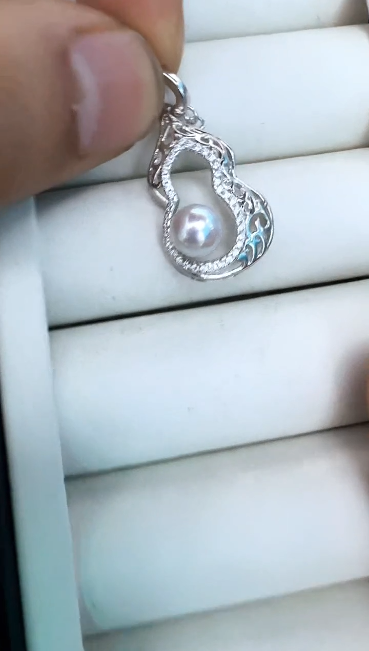 【闪购商品】海水珍珠颈饰银S925镶嵌吊坠