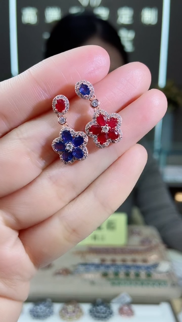 【闪购商品】红宝石耳饰银S925镶嵌耳饰