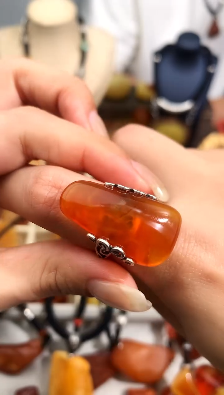 【闪购商品】蜜蜡裸石未镶嵌似玉