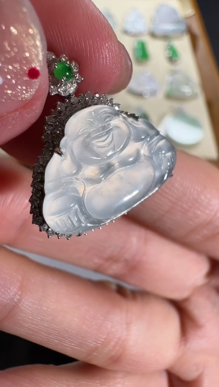 【闪购商品】翡翠吊坠(不含链)18K金镶嵌【源头工厂】钻石镶嵌