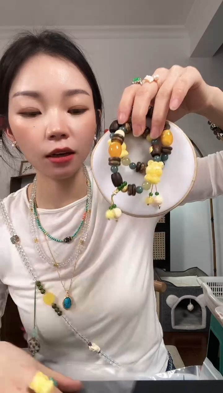 【闪购商品】琥珀颈饰未镶嵌A833AAAAAA