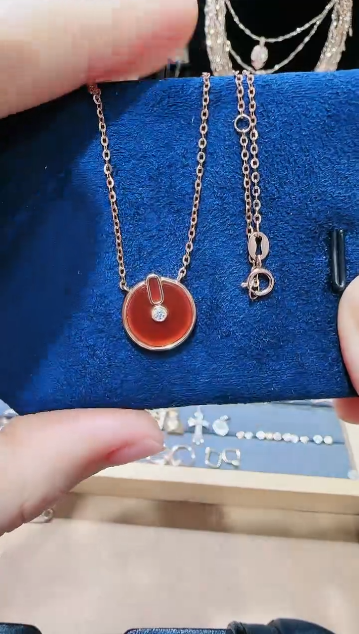 【闪购商品】钻石项链18K金镶嵌钻石项链