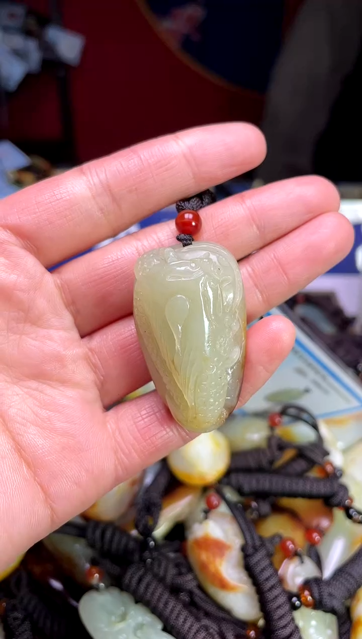 【闪购商品】和田玉颈饰未镶嵌1