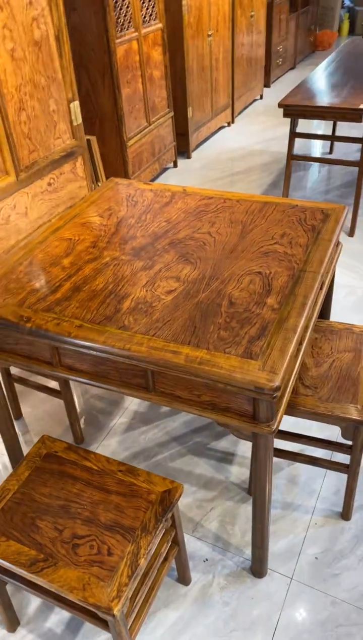 花梨木类悠**谷八仙桌