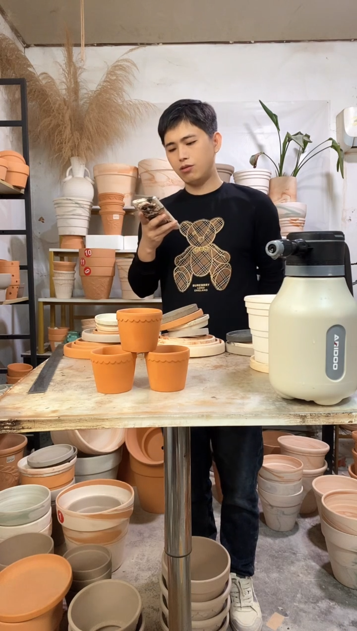 8*7红陶花边 3盆无托