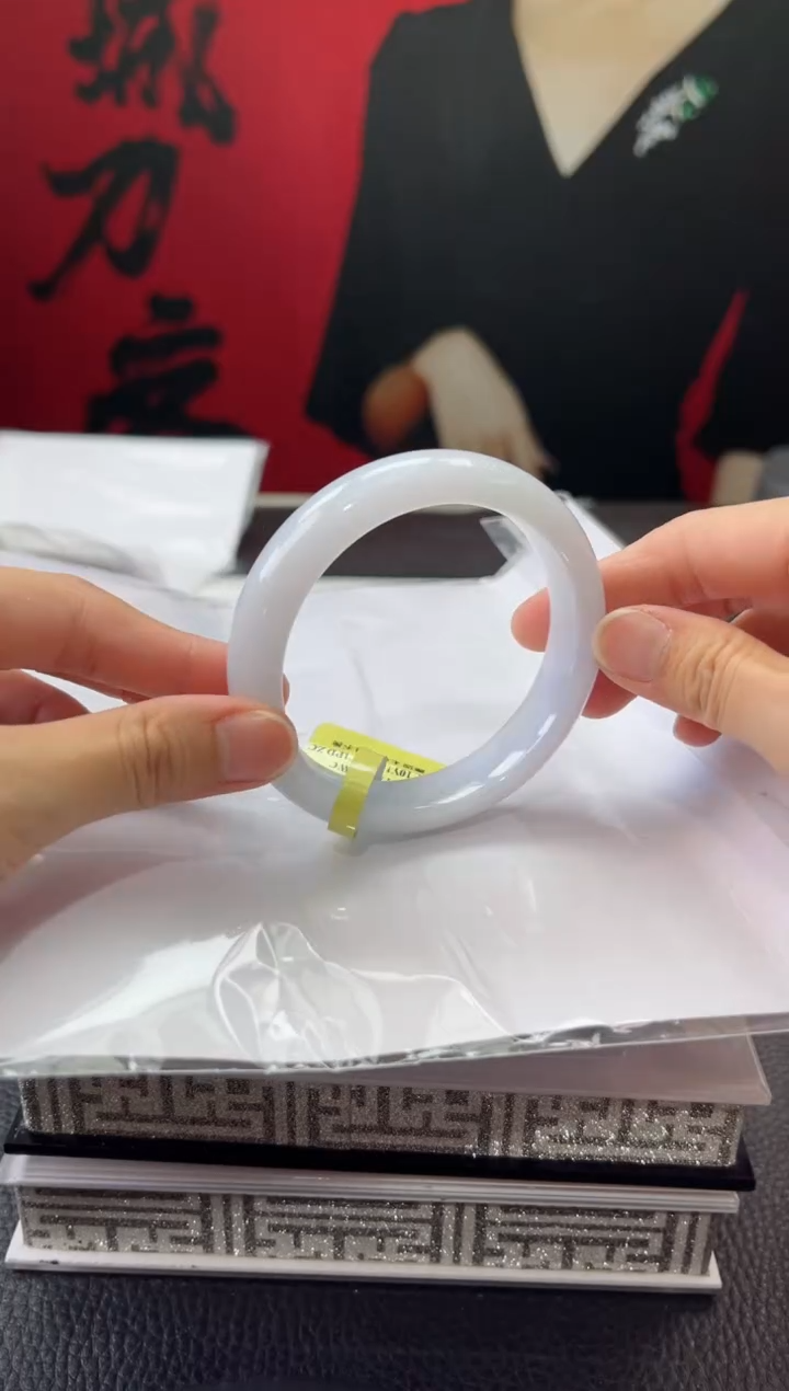 【闪购商品】翡翠手镯未镶嵌7翡翠手镯