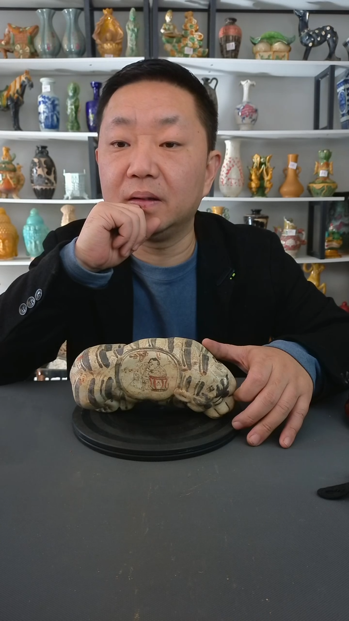 摆件骑****游摆件复古风格瓷器