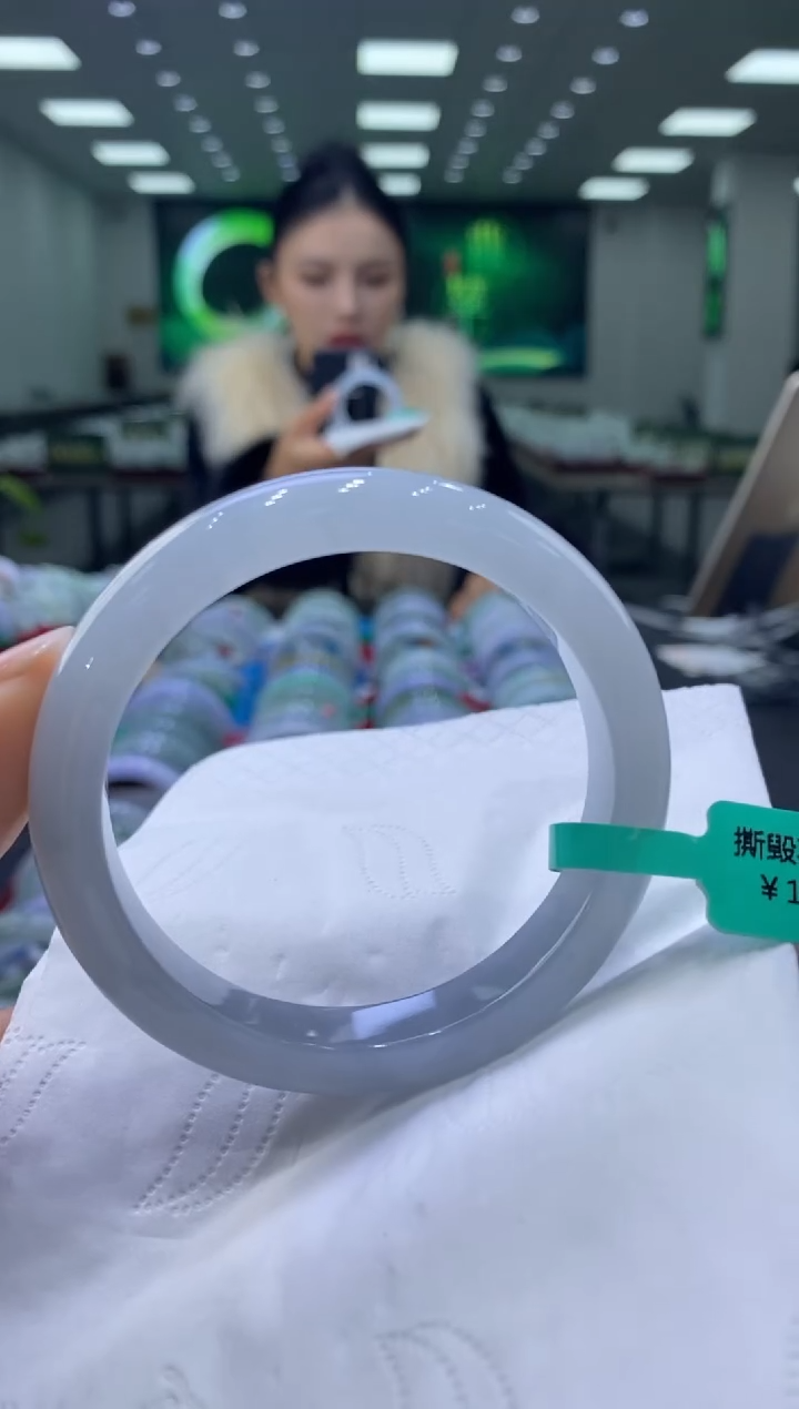 未镶嵌手镯翡翠00002108