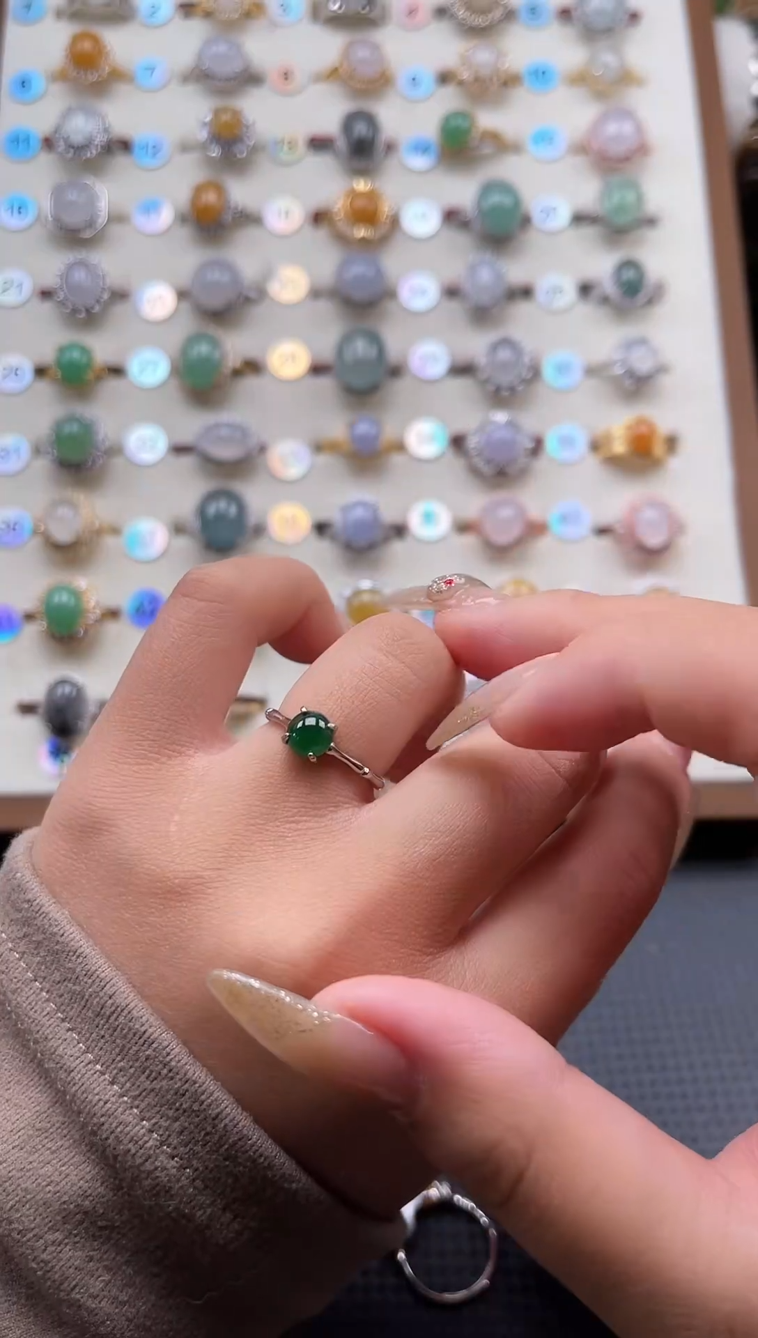 【闪购商品】翡翠戒指银S925镶嵌天然A货翡翠戒指