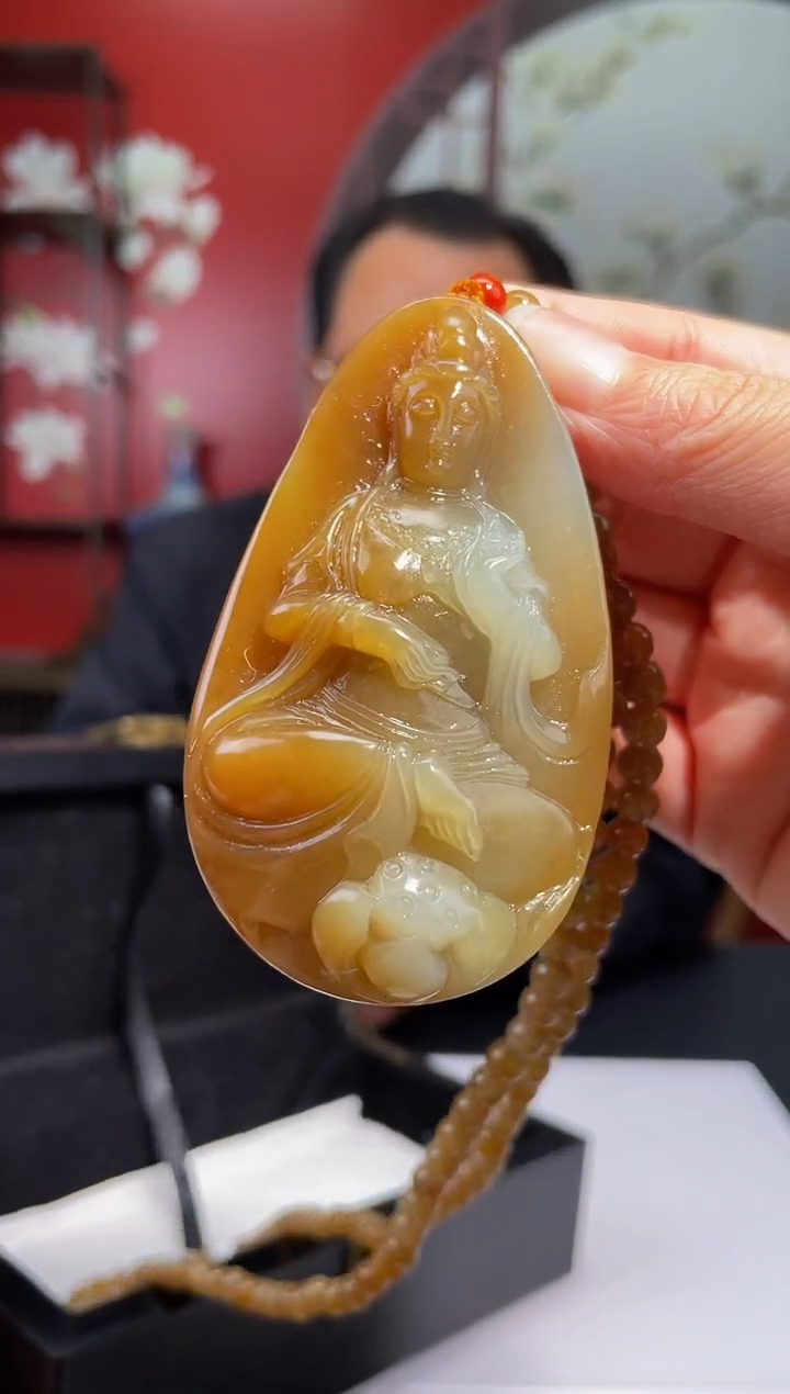 【闪购商品】定制和田玉Boss阳天然和田玉（拍一发一)