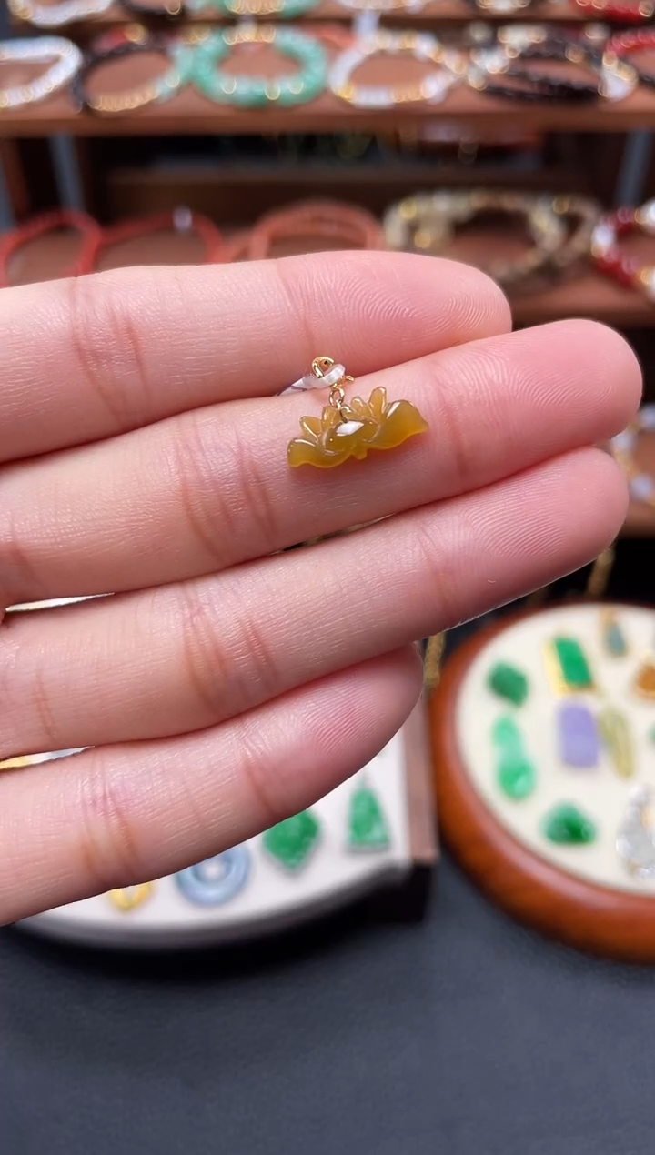 【闪购商品】翡翠吊坠(不含链)18K金镶嵌 一个  JK272