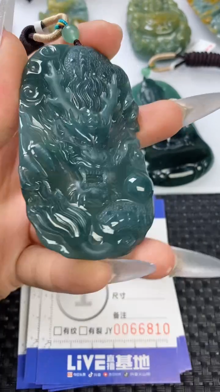 【闪购商品】翡翠颈饰未镶嵌1111111111111111