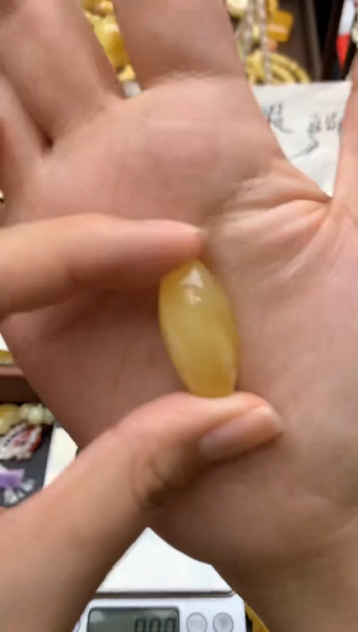 【闪购商品】未镶嵌琥珀珠宝奇石045琥珀蜜蜡花粉有纹小坑介意勿拍