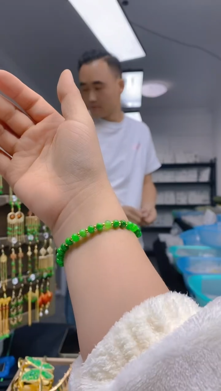 【闪购商品】翡翠耳饰合金438翡翠手镯