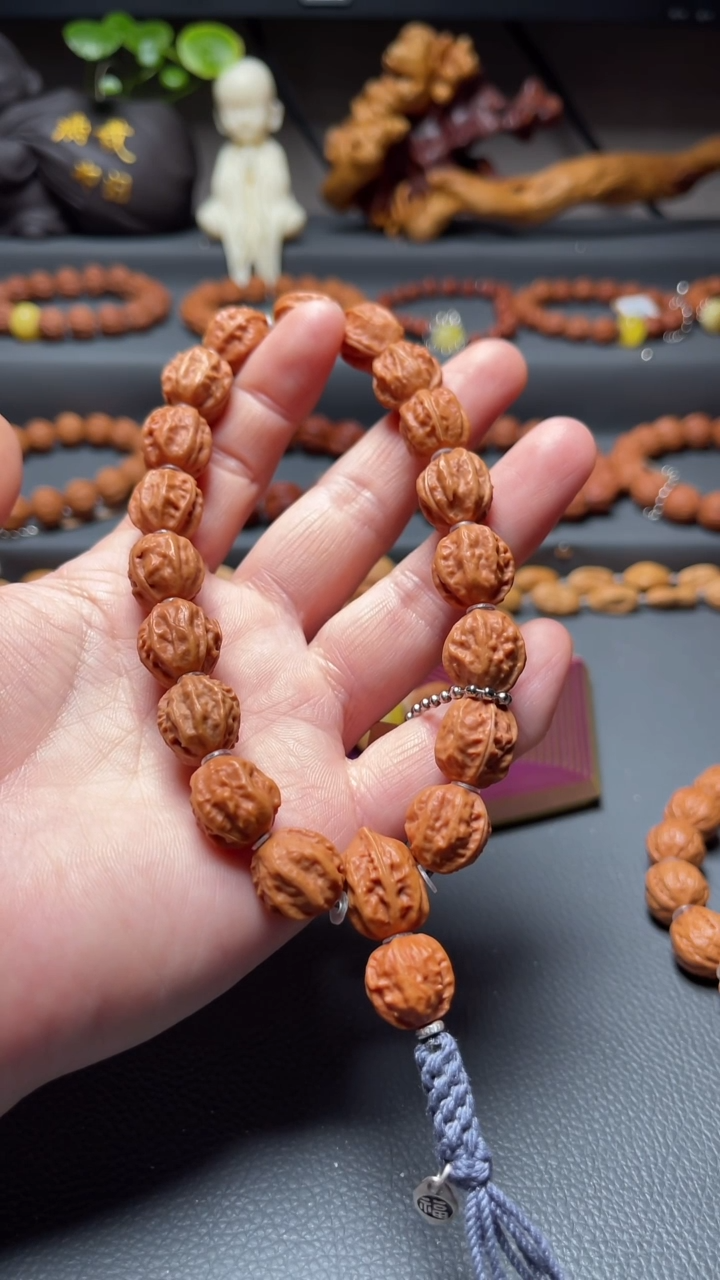 【闪购商品】文玩核桃吊坠核桃手串