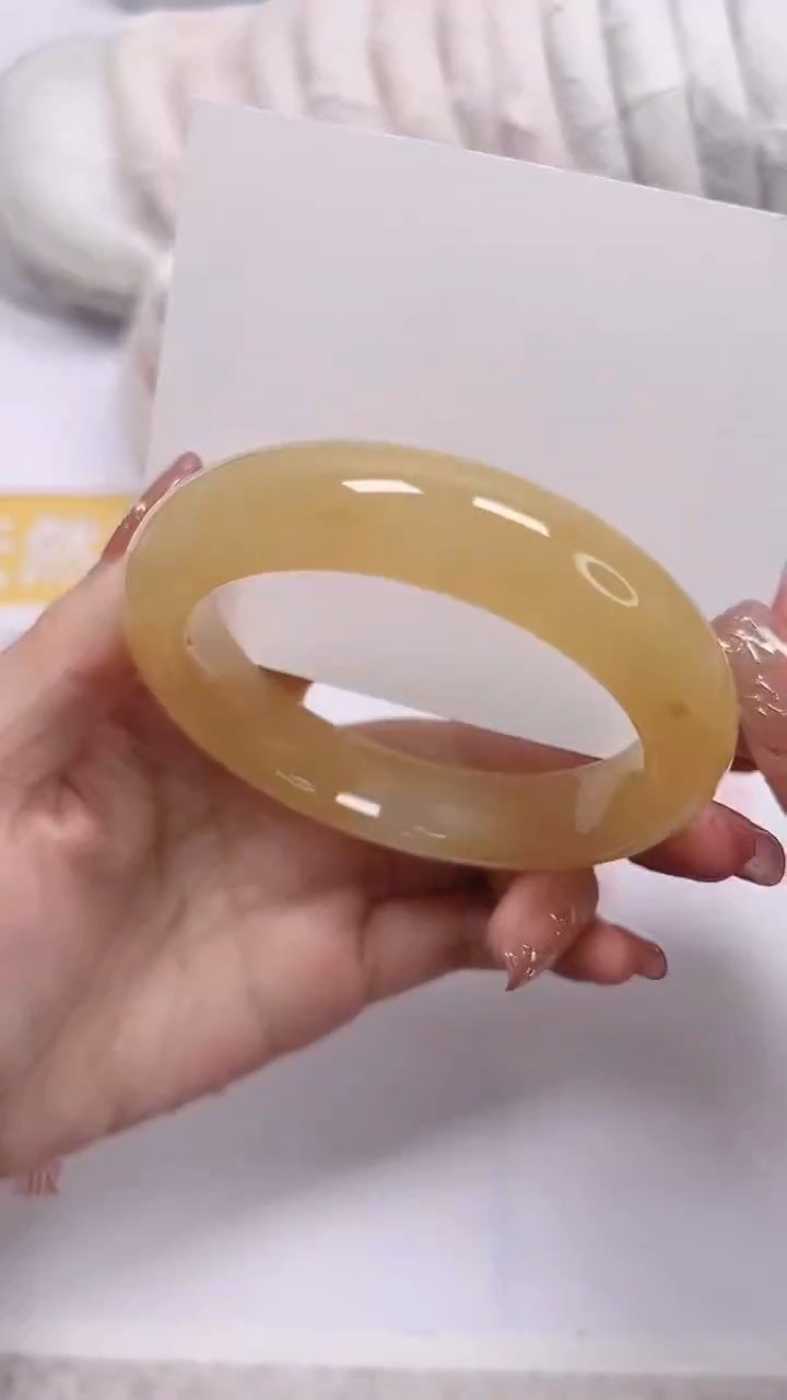 石英质玉手镯未镶嵌a302-57.4