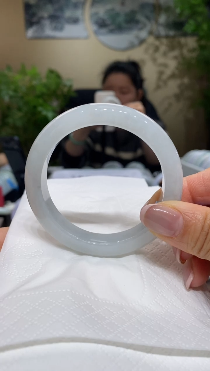 【闪购商品】翡翠手镯未镶嵌翡翠
