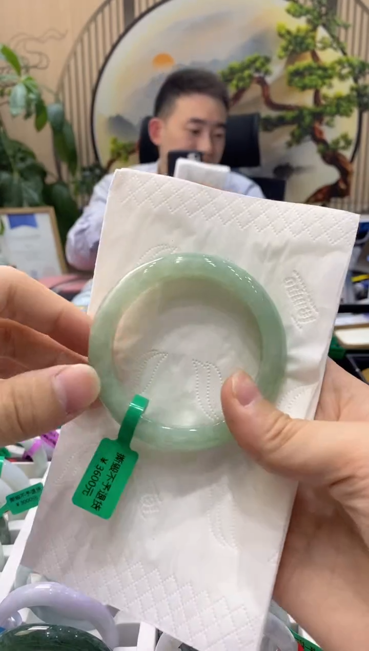 【闪购商品】翡翠手镯未镶嵌00009485
