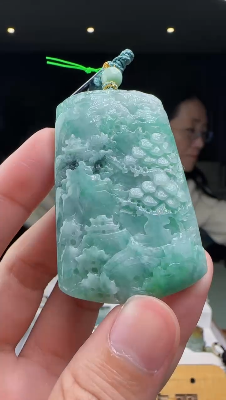 【闪购商品】翡翠吊坠(不含链)未镶嵌XM@@60B7J14491