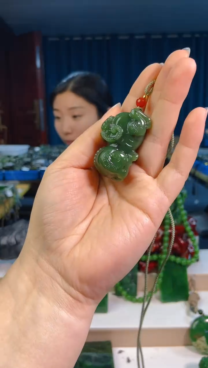 【闪购商品】和田玉挂件未镶嵌1