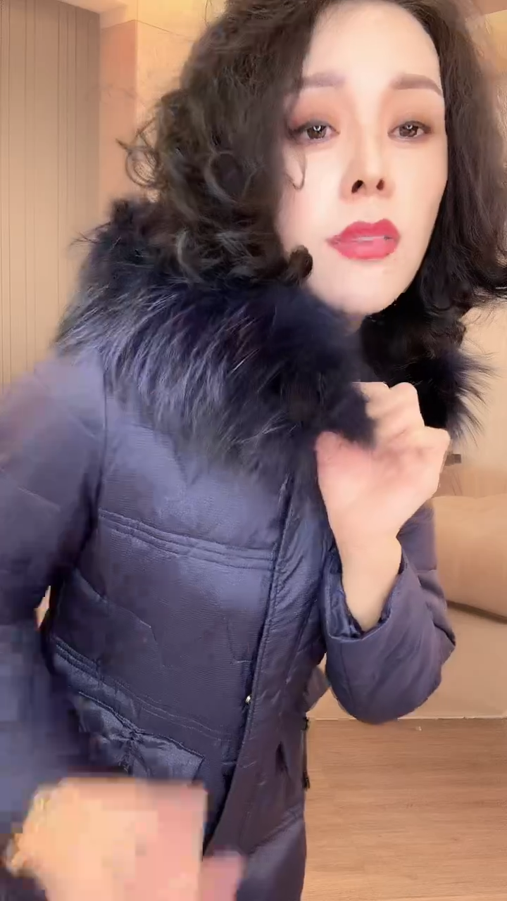 时尚减龄羽绒服001