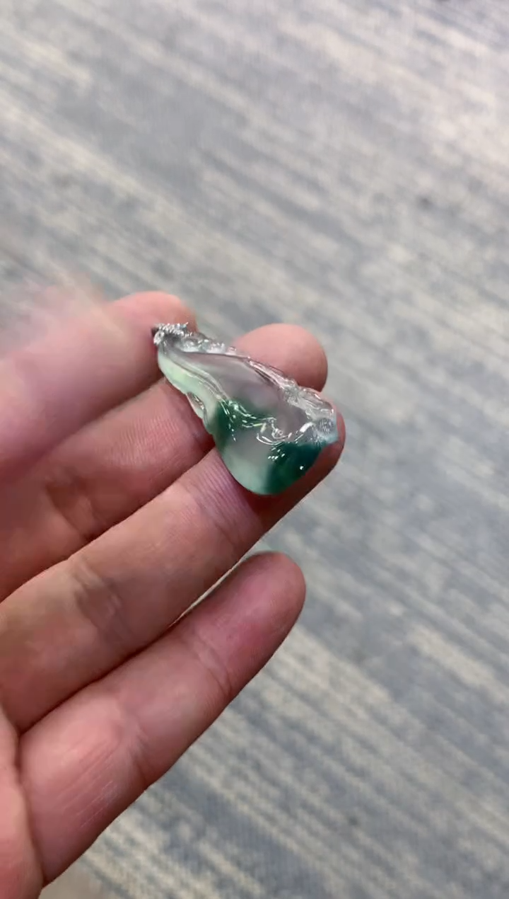 颈饰未镶嵌翡翠天然A货翡翠