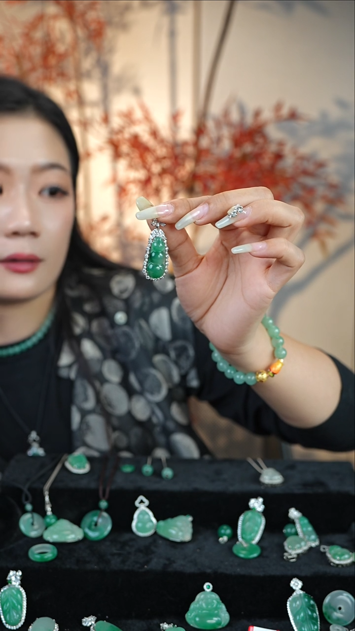 吊坠(不含链)合金石英质玉（非洲翠）豆子