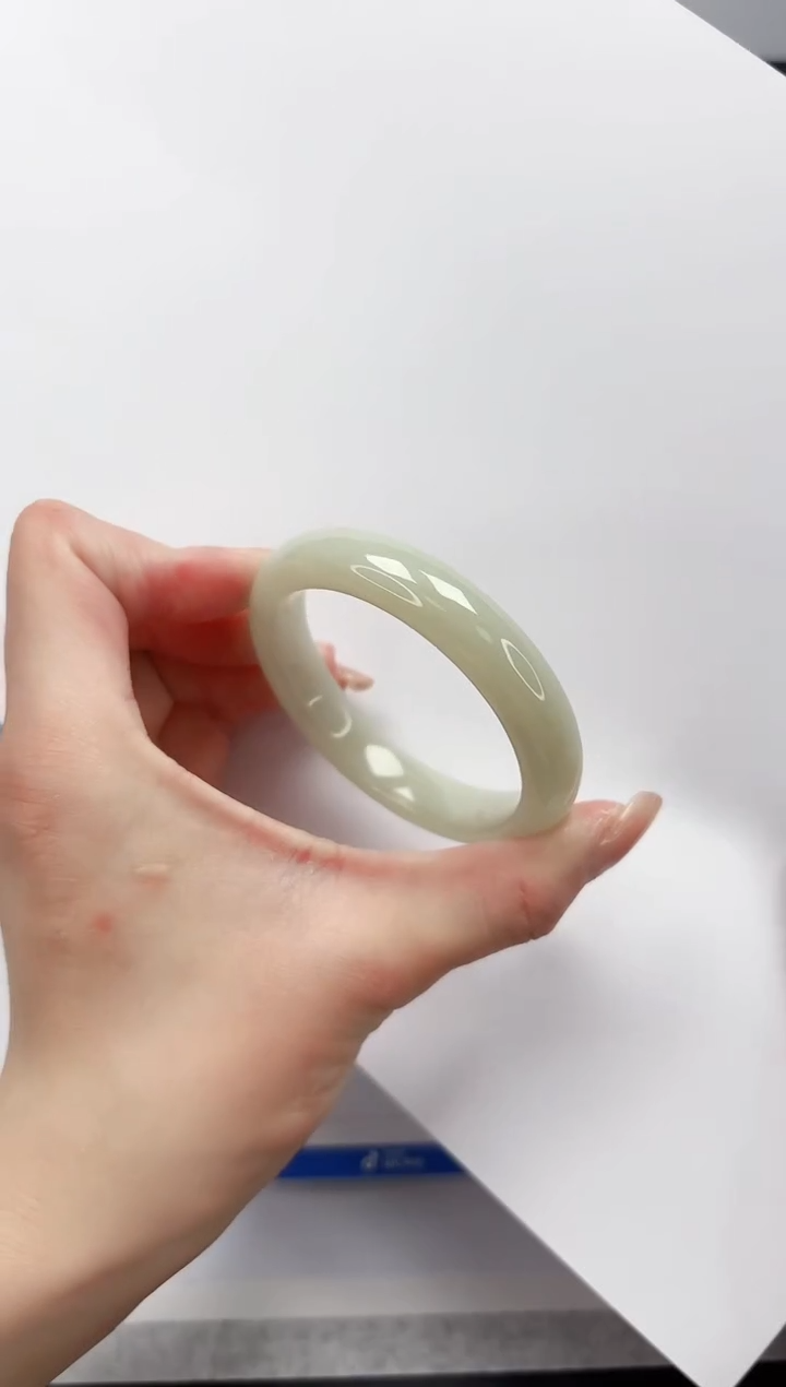 【闪购商品】和田玉手镯未镶嵌365-52.6