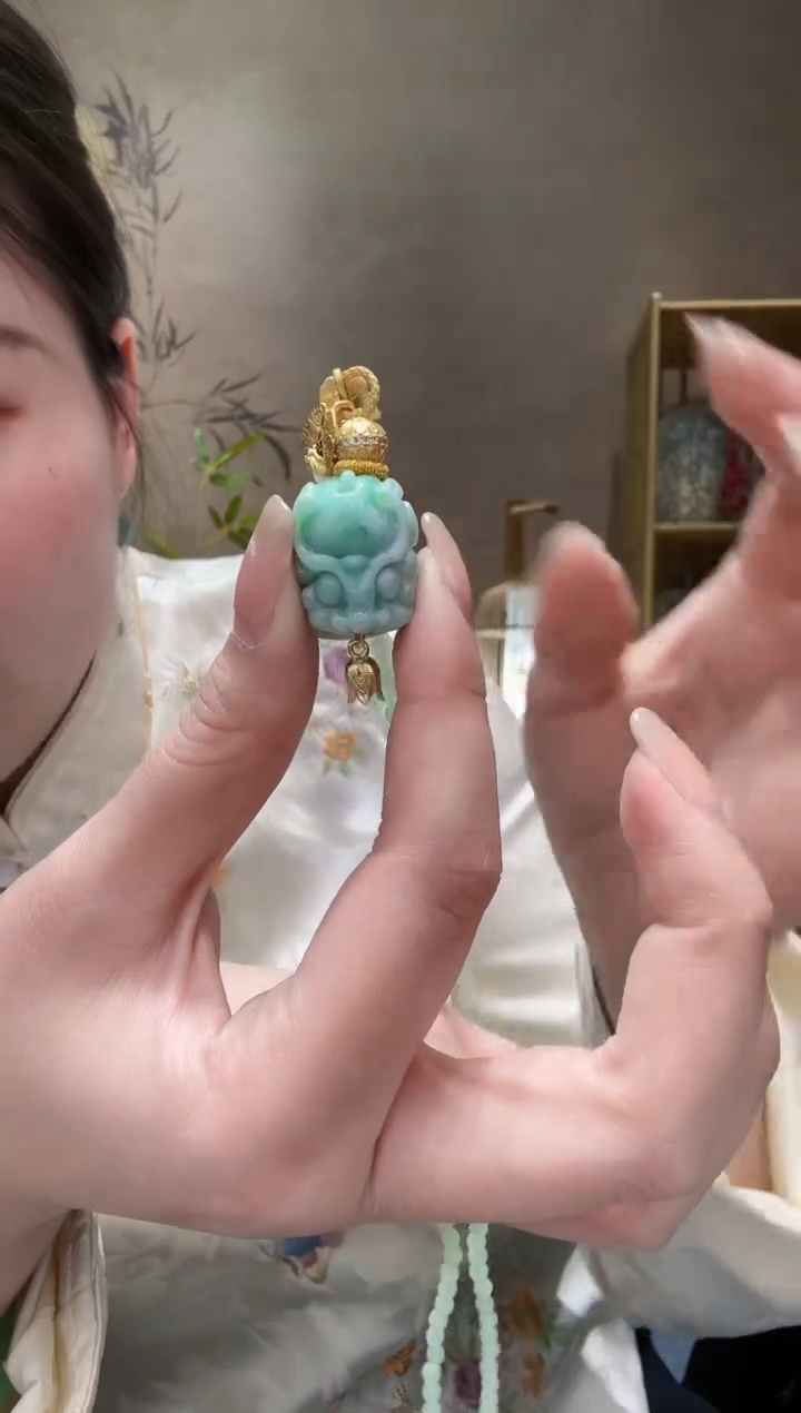 【闪购商品】翡翠颈饰未镶嵌吊坠