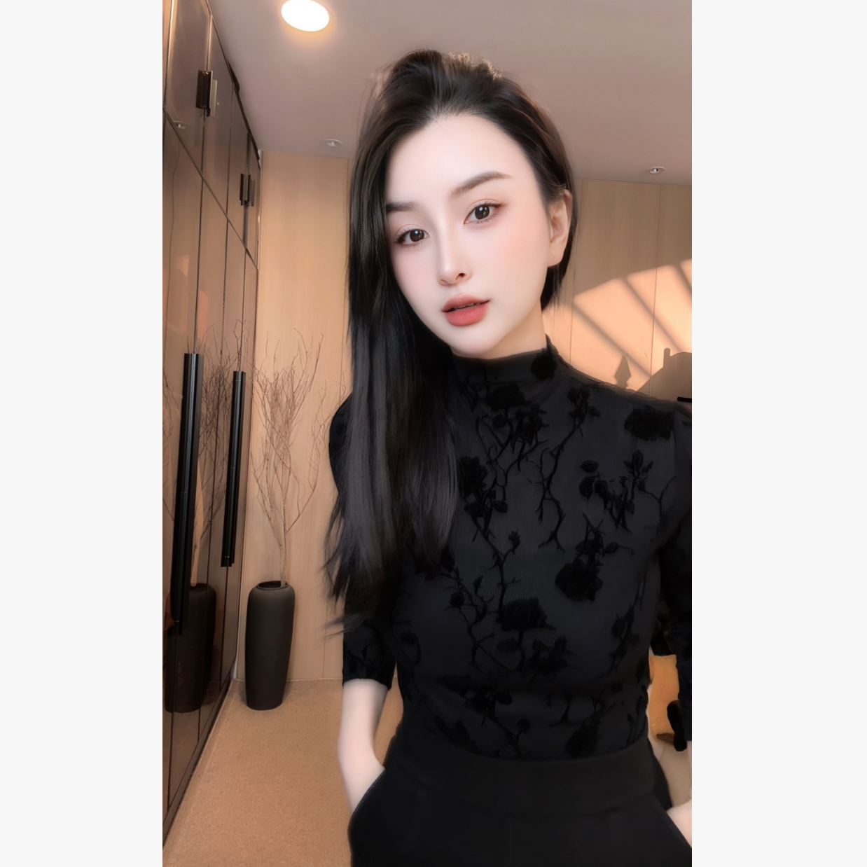 刘欣服饰 秋冬装显瘦气质长袖洋气百搭轻熟时尚休闲打底上衣1138