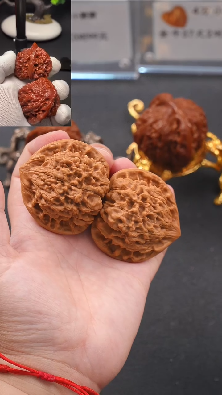 【闪购商品】文玩核桃吊坠49尺肉麒麟官帽