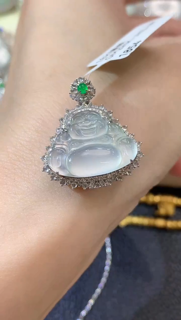 吊坠(不含链)18K金镶嵌翡翠A95