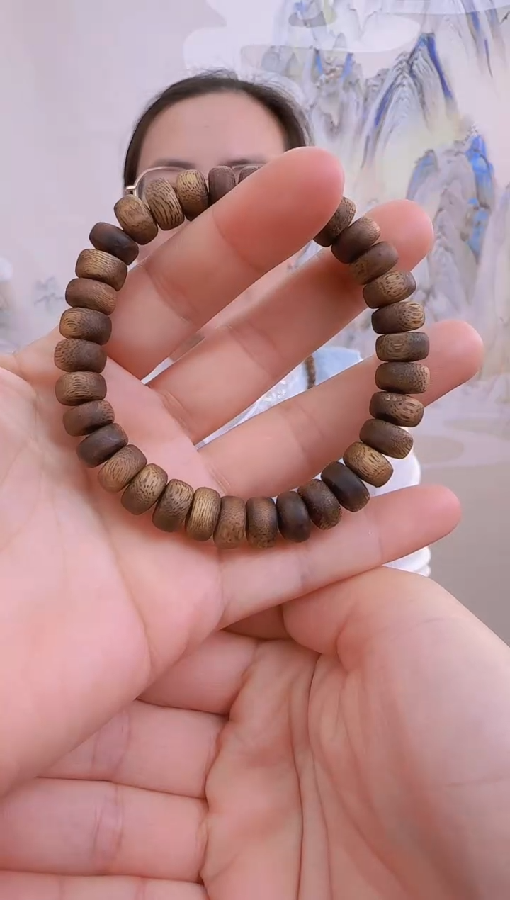 【闪购商品】沉香手串海南绿奇楠乌身虫漏随型算盘单圈多样性发一