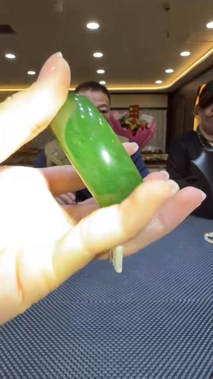 颈饰未镶嵌和田玉手镯59