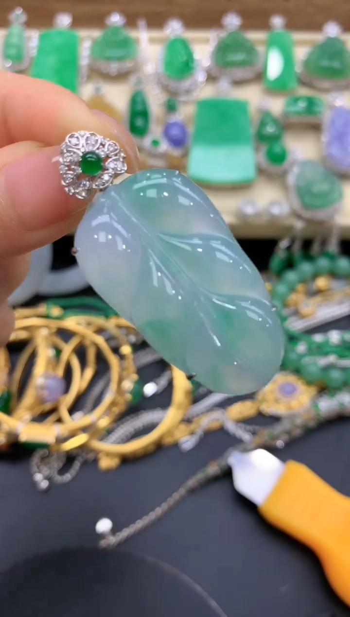 【闪购商品】翡翠颈饰18K金镶嵌432-中国好珍宝