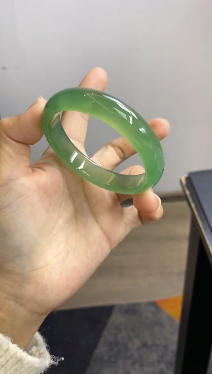 【闪购商品】玛瑙/玉髓手镯未镶嵌932