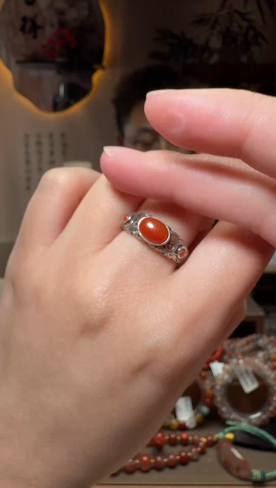 银S925镶嵌原矿无优化无注胶戒指南红玛瑙一个 多样性发货