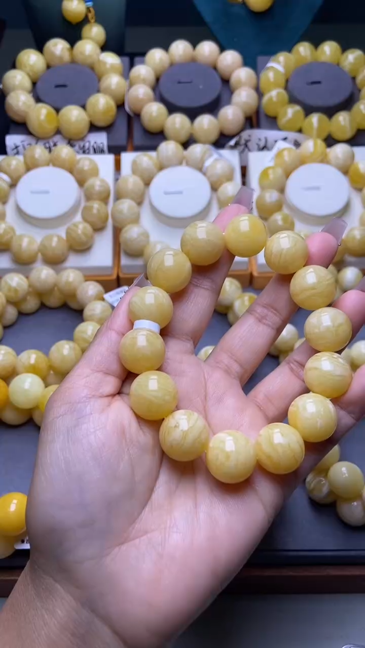 未镶嵌琥珀裸石 星筠珠宝优选68
